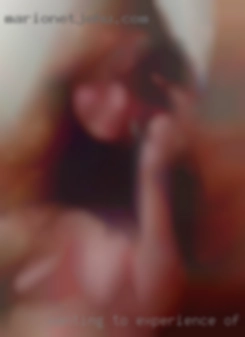 Wanting of Marietta, GA to experience threesome or fwb.